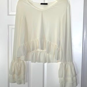 Ruffle sleeve Boohoo flounce top NWOT